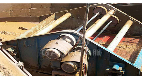 重晶石矿螺旋分离机后加装草莓视频下载网址脱水筛二次选矿，多提取2400立方重晶石