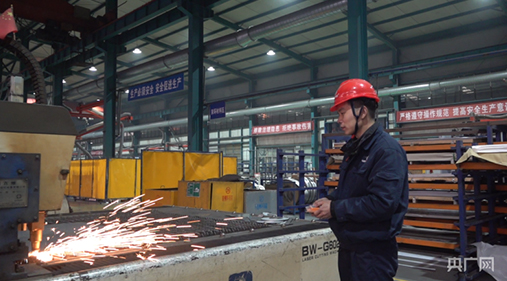 【央广网】开年看一线丨河南新乡县：科研生产齐头并进 企业扬帆开新局