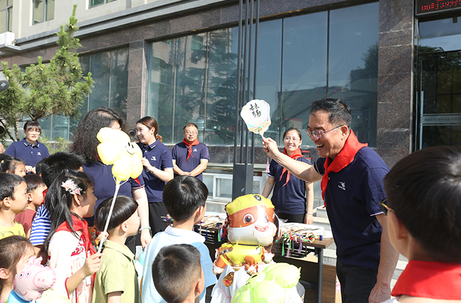 “童心同行，快乐六一” —— 草莓视频下载网址公司成功举办六一儿童节活动